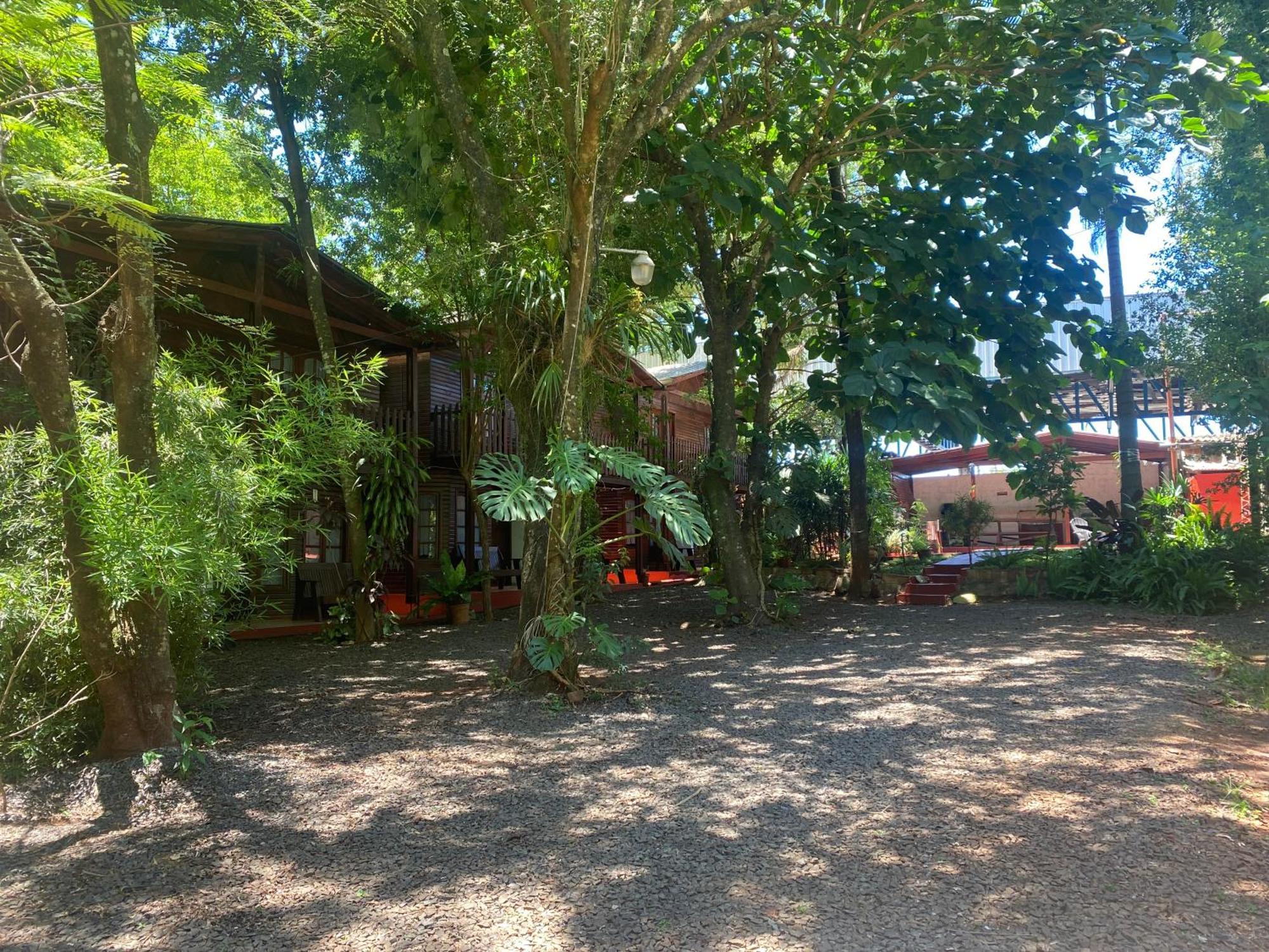 El Pindo Iguazu Apart otel Puerto Iguazú Dış mekan fotoğraf